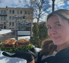 Folgarelli's Market &...