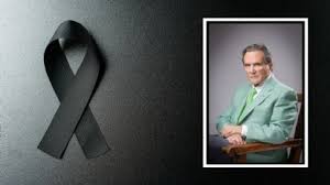Muere Óscar Mario Beteta, referente del periodismo radiofónico en México