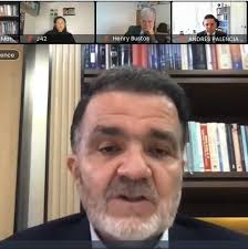 Alvaro Arango (@AlvaroArangoC)