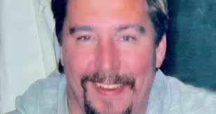 Kenneth Thorp's Instagram, Twitter & Facebook