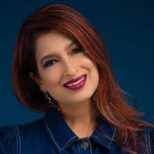 Eve Souza's Instagram, Twitter & Facebook