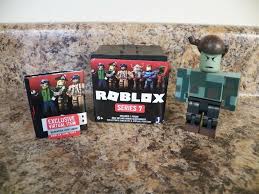 Roblox Series 7 Mystery Box Valor Archer W Virtual Item Code Box Jazwares Roblox The Flash Coding