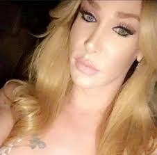 Holly Rains's Instagram, Twitter & Facebook