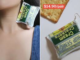 Biscoito_cream_cracker streams live on twitch! Cream Cracker Earrings Are A Throwback To School Days When We Dunked Biscuits In Milo