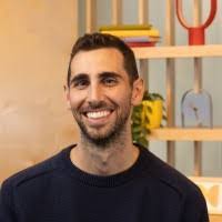 Nicole Renzulli's Instagram, Twitter & Facebook