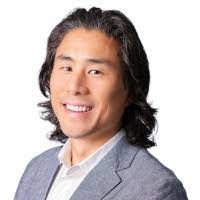 Laura Bisbee's Instagram, Twitter & Facebook