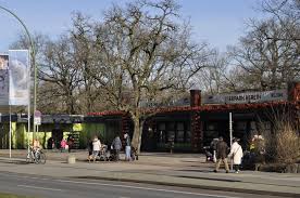 Museum für fotografie, helmut newton stiftung. Neue Eintrittspreise Die Einen Zahlen Weniger Fur Den Tierpark Die Anderen Mehr Friedrichsfelde