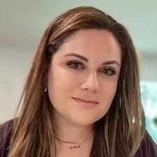 Tiffany Draper's Instagram, Twitter & Facebook