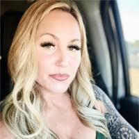 Alana Porter's Instagram, Twitter & Facebook