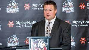 Prior to joining the nrc, dr.houle had spent 14 years leading business, corporate and product development activities in private and public biotechnology firms … Hockey30 Jean Francois Houle Est L Entraineur Du Rocket
