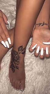 Pin By Ma5lu On Tatuagens Rose Tattoo Foot Foot Tattoos Foot Tattoo