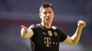 Bundesliga sowie die vier besten mannschaften der 3. Dfb Pokal 2021 22 Oberligist Empfaengt Den Fc Bayern So Lief Die Auslosung Der 1 Runde Eurosport