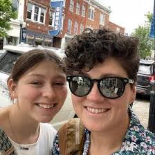 Courtney Spaulding's Instagram, Twitter & Facebook