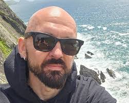 Mike Varone's Instagram, Twitter & Facebook