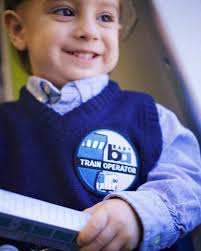 We have MORE amazing TRANSIT costumes!! Cats, kids, BART brats, and more!!!  BART is so proud to serve so many creative riders. Y'all really out did  yourselves this year.