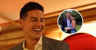 Estrenando restaurante ¿y también novia? El bomboncito que se dejó pillar  al lado de James