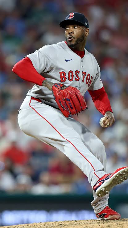 Aroldis Chapman on signing with Red Sox
