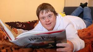 Trisomie 21 Simon Weiner 19 Hat Downsyndrom Und Ist Ganz Normal Augsburger Allgemeine