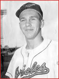 Brooks Robinson gets two hits in his MLB debut, September 17, 1955