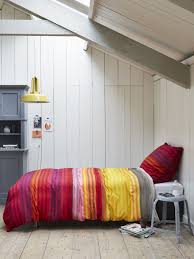 Bunte Streifen Bettwasche Malea Von Vanezza Flanell Bettwasche Bettwasche Gestreifte Bettwasche