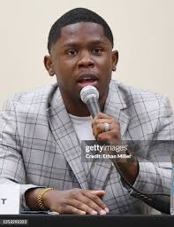 90 Floyd Pearson Stock Photos, High-Res Pictures, and Images