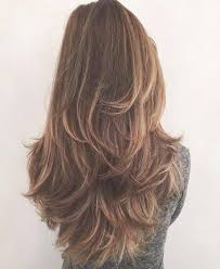 Haarschnitt stufig , frisuren mittellang stufig mit schrägem pony | mittellange, lange stufige haare, kompakter haarschnitt, stufenhaarschnitt langes haar, strukturierter klassischer bob bob frisuren kurz und, frisuren halblang stufig mit pony, frisuren halblang ohne pony, frisuren halblang pony. Lange Haare Stufenschnitt Hinten Frisuren Pinterest Frauen Haare Stufenschnitt Lange Haare Frisuren Lange Haare Stufen Lange Haare