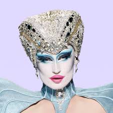 MOSCHINO DOLLS 🌈🎨 Such a brilliant show!! congrats @jeremyscott love you  so much!