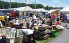 The yard sale is the largest in the nation that stretches from alabama to michigan. World S Longest Yard Sale The Us 127 Corridor Sale In Jamestown Tn Tennessee Vacation
