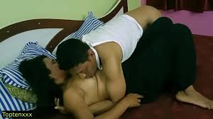 Desi sexy beautiful girl having sex with boss for promotion! latest sex  video - XNXX.COM