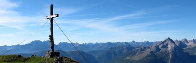 Auf den verschiedene wegen wirst du das wandern in osttirol als unvergesslichen erlebnis in erinnerung behalten! Wandern In Osttirol Eines Der Schonsten Wandergebiete Osterreichs Osttirol Tophotel