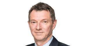 Treasury-Wechsel: Standard Chartered, EACT, Skoda