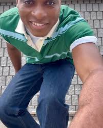 it’s not a fit check without good jeans👖tag us and use #thanksitsoldnavy  when you post yours 💙