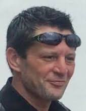 Wade Helton's Instagram, Twitter & Facebook