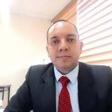 Ernesto Robles G. (@Ernesto_R21)