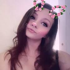 Emily Maze (@_emily_maze_)