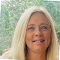 Dawn Sipes's Instagram, Twitter & Facebook