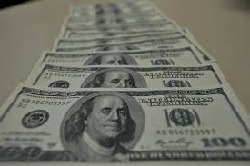 Oferecemos moedas em dólar americano, dólar. Dolar Passa De R 2 83 E Fecha Na Maior Cotacao Em Mais De Dez Anos Agencia Brasil