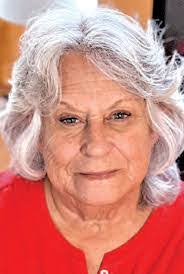 Cameron Middleton's Instagram, Twitter & Facebook