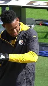 Touchdown Celebration TikTok Dance Practice with Juju Smith-Schuster