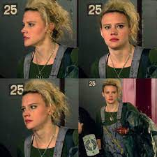 I Love The Direct Eye Contact With The Camera In The Second Frame Kate Mckinnon Celebrities Ghostbusters