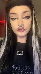 I can't seem to make the other eye- so i might redraw this all-- Do you  know any other way i can cover up for the eye ? owo like an eyepatch ,