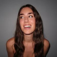 Bailey Fuchs (baileyyfuchs)