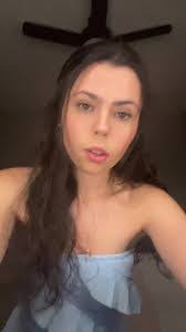 Ashley Maddox's Instagram, Twitter & Facebook