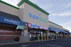 Food world supermarket as the name suggests is a retail grocer, specializing in the sale of numerous west indian, oriental and american products. Superfresh Linden Food World Supermarket New York New Jersey