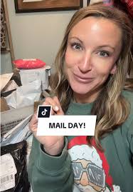 Mail Carrier Trunk or Treat Idea