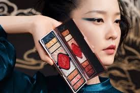 Sản lượng tăng đột biến, Petrolimex (PLX) bất ngờ muốn hạ chỉ tiêu lợi  nhuận năm 2022 giảm 90%