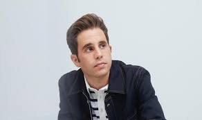 He portrays payton hobart on netflix 's the politician. Ben Platt Hopes To Return To Broadway After Pandemic Deadline