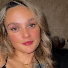 shelby dutton (shelbynicole27)