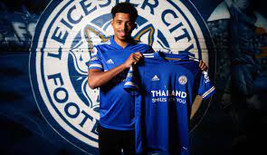 Leicester city defender wesley fofana thanks the premier league, crystal palace and keeper vicente guaita for allowing him to break his ramadan fast during the game against the eagles. Wesley Fofana Signs For Leicester City From Saint Etienne