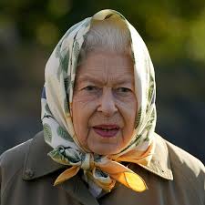 Queen should work from home and 'put her feet up', royal expert says